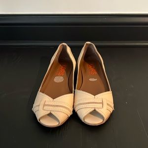 Kors by Michael Kors open toe natural leather flat size 7